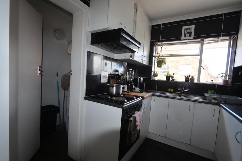 2 Bedroom Property for Sale in Claremont Western Cape